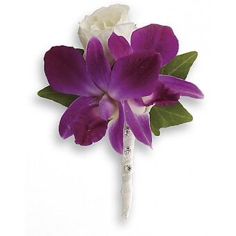 Fresh in Fuchsia Boutonniere Pick-up Only