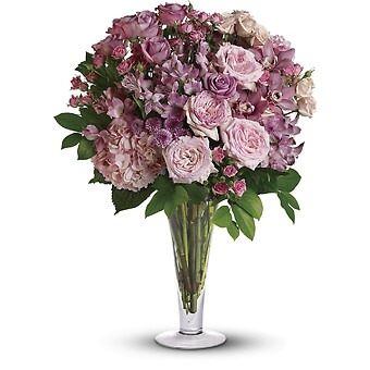 A La Mode Bouquet with Long Stemmed Roses